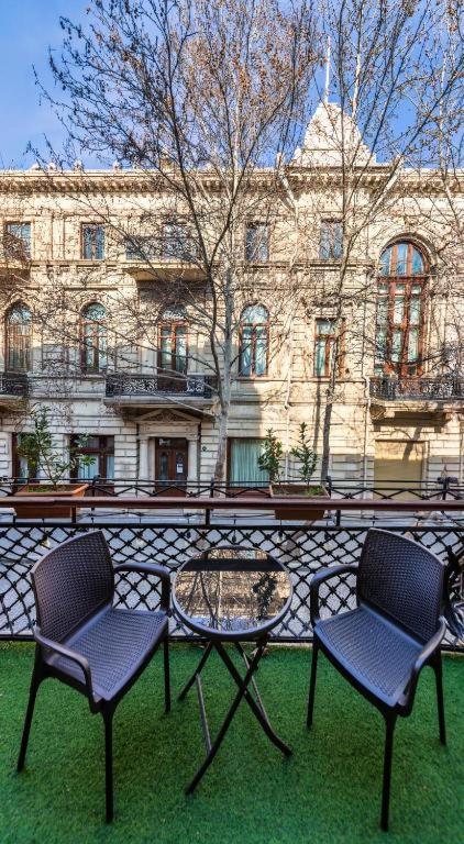 Garden Inn Nizami Hotel Baky Esterno foto